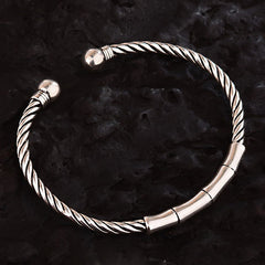 Tsinglong-Antiqued Chinese-Style Bamboo Knot Bangle